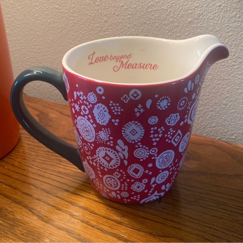 Pioneer  Woman Measuring Cup Red Bandana Pattern 4 CUPS "Love Beyond Measure"